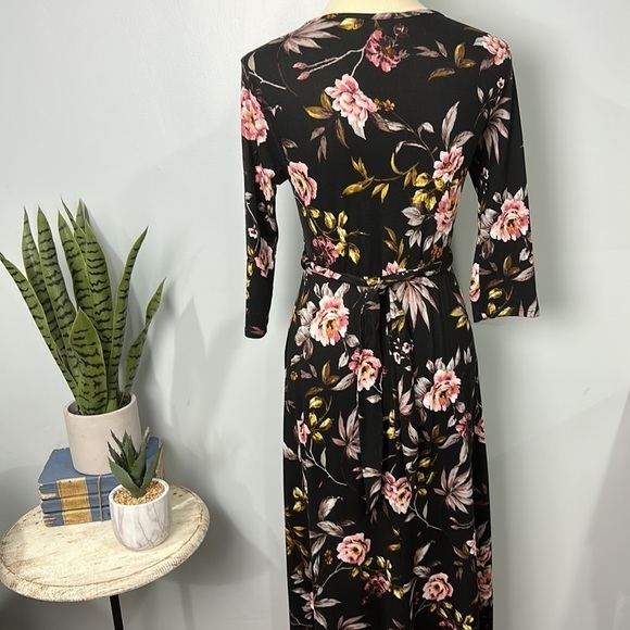 Bee Uniq floral faux wrap dress size small - Picture 5 of 9